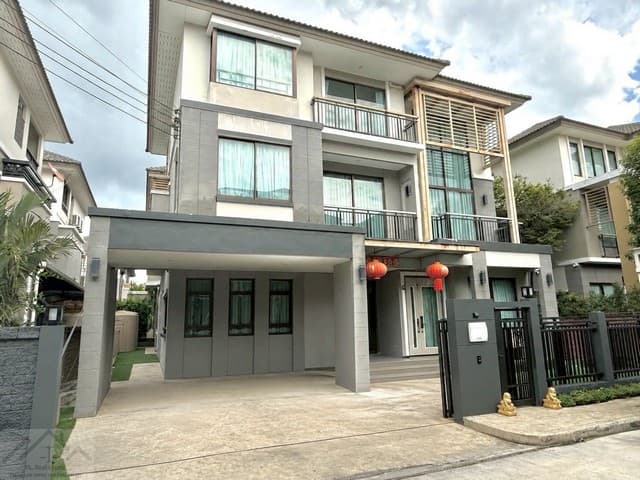 ขายบ้านเดี่ยว 3 ชั้น 4 ห้องนอน เดอะ แพลนท์ เอลิท พัฒนาการ 38 The Plant Elite Pattanakarn ใกล้ทางด่วน ใกล้เอกมัย ทองหล่อ
