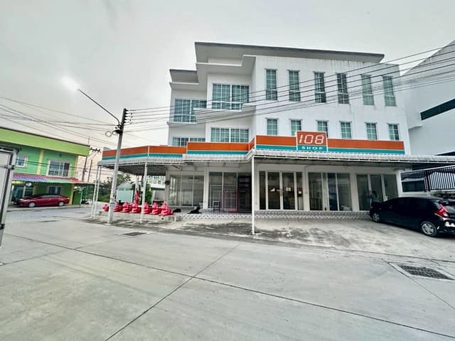 โฮมออฟฟิศ 3ชั้น เปิดคาเฟ่ร้านอาหารได้ ทำโฮมออฟฟิศได้ ทำเลดี ใกล้อมตะพักอาศัยได้มีเฟอร์ให้