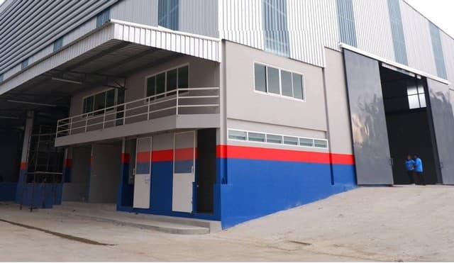 ให้เช่าโกดังขนาด 1500-1600 ตารางเมตร ถนน บางนา - ตราด ( ซอย วัดศรีวารีน้อย )