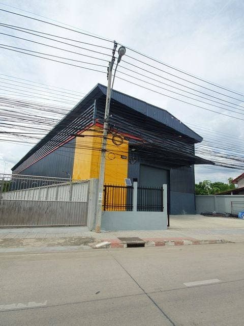 โกดัง - 266 Square Wah 1 นอน ใกล้ ใกล้ทางด่วน ทำเลดีราคาเด่น -