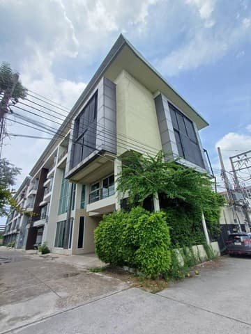 ให้เช่าโฮมออฟฟิต4ชั้น600ตรม.ห้องมุมย่านรามอินทราใกล้แฟชั่นไอแลนส์,MRTวงแหวนรามอินทรา