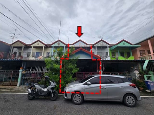 ขายทาวน์เฮาส์ 2 ชั้น ทำเลเทพารักษ์ ราคาคุ้มกว่าตลาด หมู่บ้านทรัพย์ดินทอง
