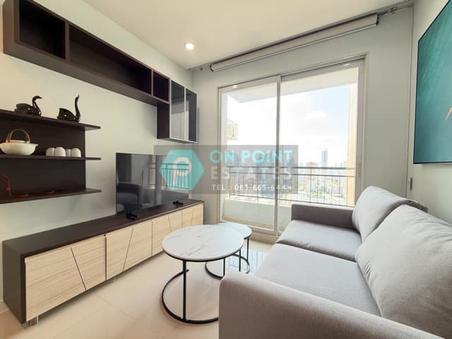 Circle Condominium 1 Bedroom 1 Bathroom for Rent (A2870)