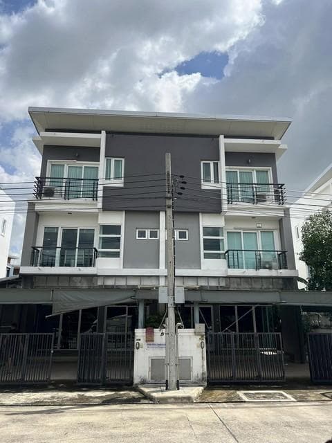 ขายโฮมออฟฟิศ 3 ชั้น 100 ตร.ว. ชวนชื่นโมดัส วิภาวดี พร้อมโกดัง ริมถนนใหญ่วิภาวดี