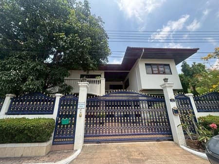 ขาย บ้านเดี่ยว หมู่บ้านผกามาศ ซอยสุขุมวิท71 (ซอยปรีดี พนมยงค์14) ใกล้btsพระโขนง