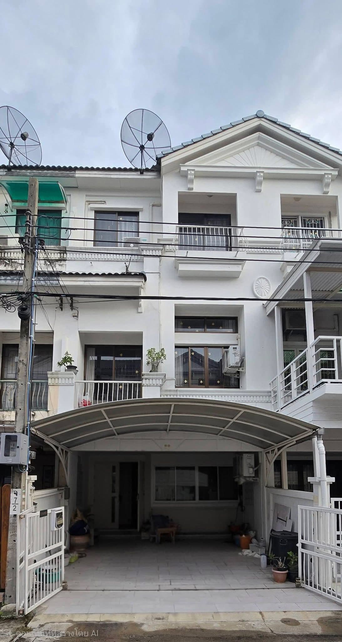 BH4137 ให้เช่าทาวน์โฮม บ้านกลางเมือง รัชดา-เหม่งจ๋าย 2 บ้านตกแต่งใหม่ เฟอร์ครบ เลี้ยงสัตว์ได้ ใกล้โรงเรียนนานาชาติ