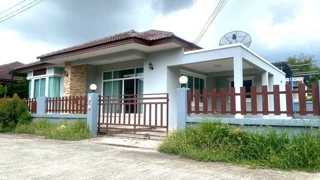 ให้เช่าบ้านเดี่ยวพานทองชลบุรี ให้เช่าบ้านเดี่ยวชั้นเดียวขนาด 72 ตรว. 3 นอน 2 น้ำ
