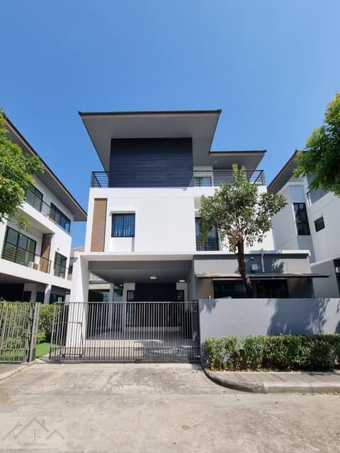 T26-504 ให้เช่า บ้าน - ชั้นทั้งหมด 3 ชั้น ใกล้กับ ใกล้สวนหลวง ร.9 กรุงเทพ