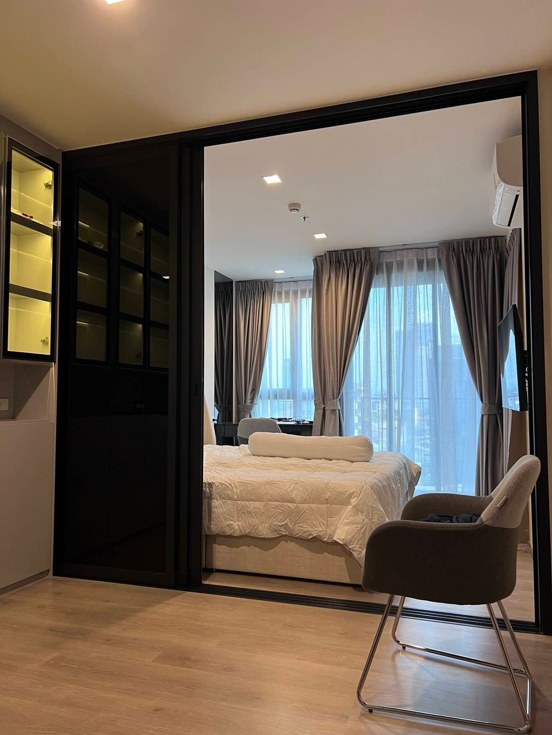 ขาย (For Sale) คอนโด : เดอะ ไลน์ พหลโยธิน อาคาร B (The Line Phahonyothin Park B) ประเภท : 1 ห้องนอน 1 ห้องน้ำ พื้นที่ : 41 ตรม.