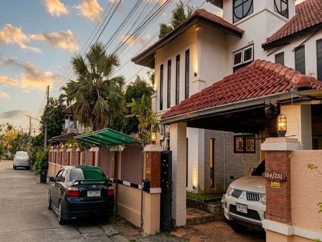 ขายพูลวิลล่าส่วนตัว พาร์ควิลเลจ พัทยา สยามคันทรีคลับ ใกล้มอเตอร์เวย์ TP-H2205