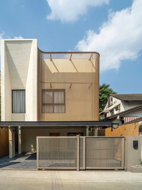 T26-352 ขาย บ้าน โครงการ GM5 Residence ซอยลาดปลาเค้า12 50 ตารางวา ชั้นที่ 1 14900000 บาท ชั้นทั้งหมด 2 ชั้น