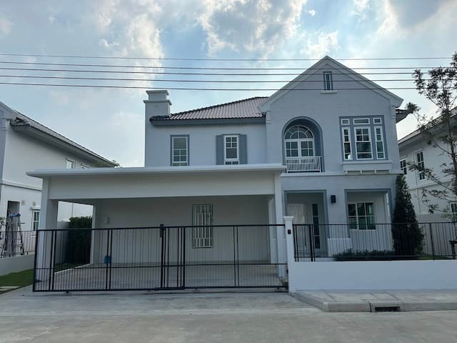 BH4142 ให้เช่าบ้านเดี่ยว Villaggio 3 ศรีนครินทร์-บางนา บ้านใหม่ติดคลับเฮาส์ ใกล้ Mega Bangna และ The Forestias