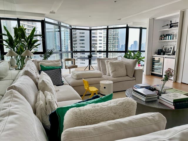 Spacious 3BR Luxury Residence at President Park Sukhumvit 24 BTS Phrom Phong