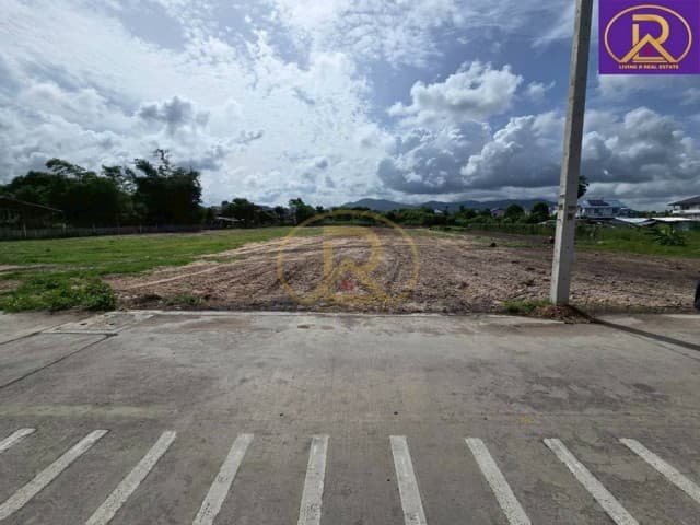 ขายที่ดินแปลงสวย วิวภูเขา 4 ไร่ 40 ตร.ว. ทำเลดี ใกล้ถนนข้าวหลาม ต.ห้วยกะปิ อ.เมืองชลบุรี จ.ชลบุรี
