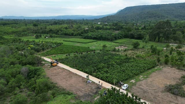 1 ขาย ที่ดิน ถูกสุดๆ ที่ดินวิวเขาใหญ่สวยมาก ติดถ.คอนกรีต 8.9แสนต่อไร่ ต.เนินหอม เมืองปราจีนบุรี T086-301-6161 890000 บาท ใกล้กับ เขาใหญ่ ปราจีนบุรี เมืองปราจีนบุรี
