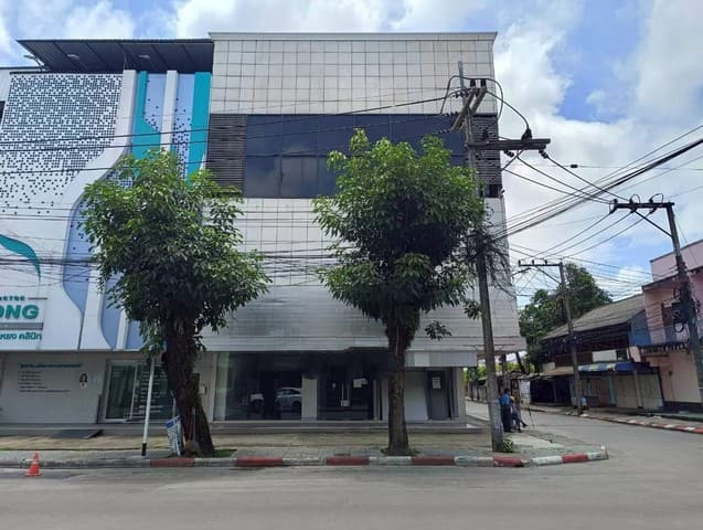 ขายสำนักงาน 3 ชั้น ถนนพหลโยธิน-เชียงราย เมืองเชียงราย