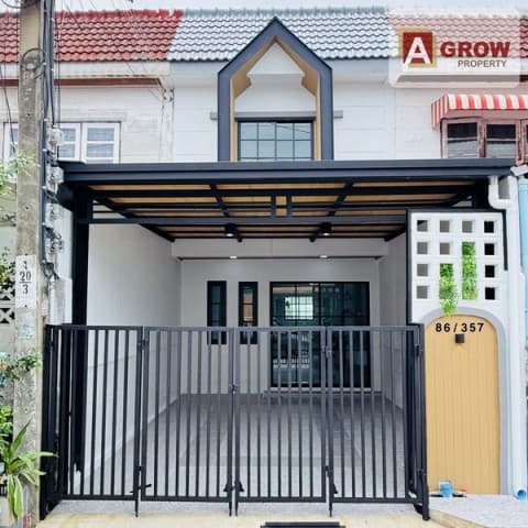 หมู่บ้านปรีชา รามคำแหง 186 บ้านสวย รีโนเวทใหม่ทั้งหลัง เฟอร์ฯครบ ตกแต่งพร้อมเข้าอยู่