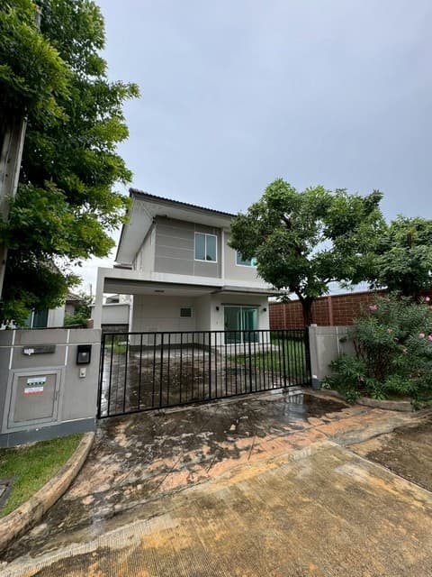 ขายบ้านเดี่ยว 2 ชั้น 60 ตรว. 3 ห้องนอน โครงการ คาซ่า วิลล์ รังสิต – คลอง 2 ใกล้ทางด่วน ดอนเมืองโทลเวย์ และวงแหวนรอบนอกกาญจนา