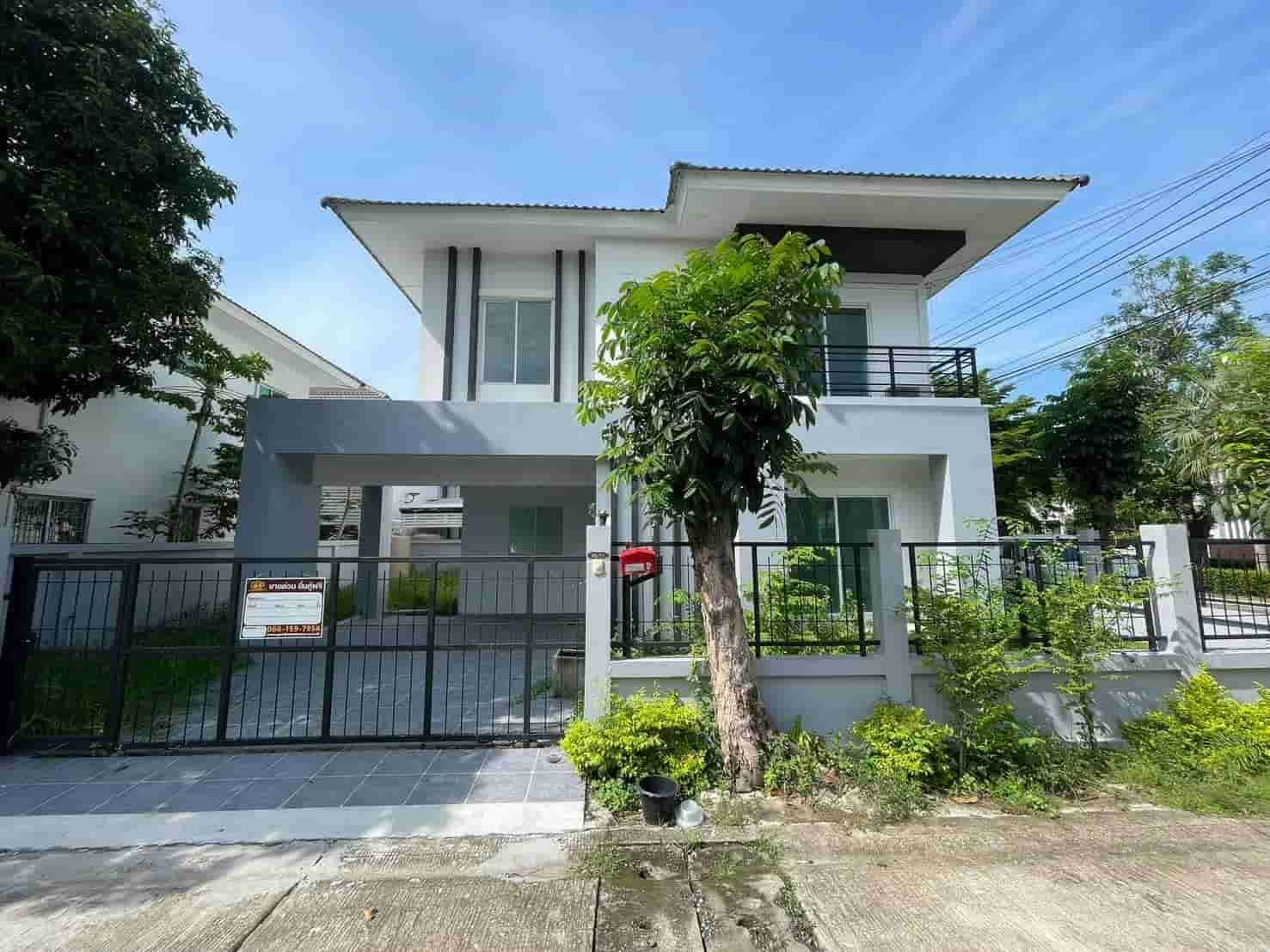 ขายถูกมาก!! บ้านเดี่ยว 2 ชั้น ม.แลนซีโอคริป รัตนาธิเบศร์-ท่าอิฐ ทำเลทอง ใกล้รถไฟฟ้า โลตัส เซ็นทรัลฯ