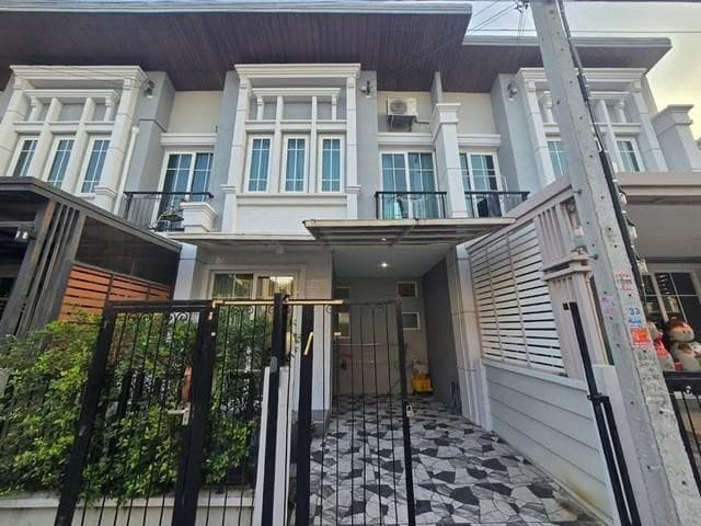 ให้เช่าทาวน์เฮ้าส์ ย่านสวนหลวง บางนา โครงการ โกลเด้น ทาวน์3 บางนา-สวนหลวง ตกแต่งพร้อมเข้าอยู่เฟอร์นิเจอร์ตามภาพ