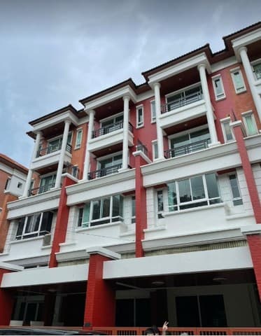 ให้เช่าทาวน์โฮม 4 ชั้น 2 คูหา 12 ห้องนอน 8 ห้องน้ำ ที่จอดรถ 4 คัน ใกล้เซ็นทรัล พระราม 3