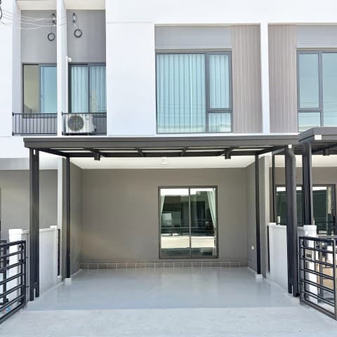 BH4187 ให้เช่าทาวน์โฮม Pleno Bangna 3 ใกล้ Mega Bangna และ IKEA เพียง 800 เมตร พร้อมเฟอร์นิเจอร์ครบ เลี้ยงสัตว์ได้