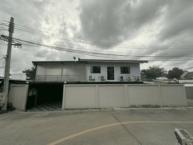 ให้เช่าบ้านเดี่ยว 2 ชั้น 5 ห้องนอน 2 ห้องน้ำ ซอยสุขุมวิท56 ใกล้ BTS อ่อนนุช บางจาก