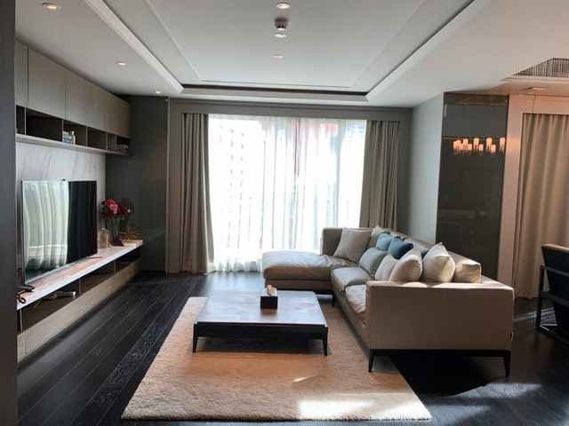 ให้เช่า คอนโด The Crest Sukhumvit 24 ใกล้ BTS พร้อมพงษ์ 3 ห้องนอน 248.37 ตร.ม. 200,000 /เดือน