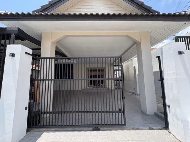 บ้านเดี่ยวพร้อมเข้าอยู่ พัทยาเหนือ - ใกล้เมืองจำลอง & รพ.กรุงเทพพัทยา