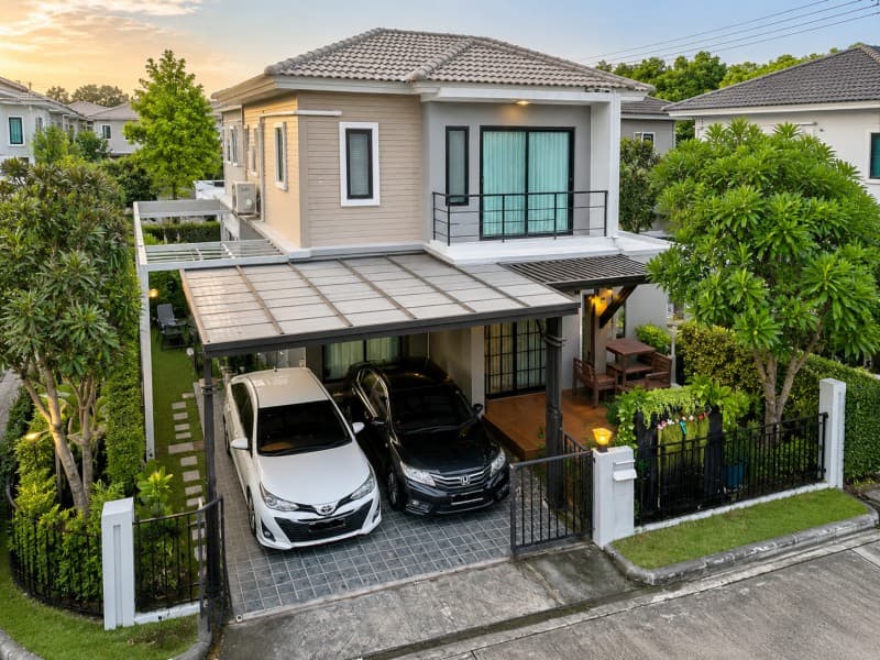 ใกล้บางใหญ่ซิตี้ 950 ม.พร้อมเฟอร์ฯครบ บางบัวทอง-340 ละหาร บ้านเดี่ยว 2 ชั้น 3 นอน 2 น้ำ 141 ตร.ม.