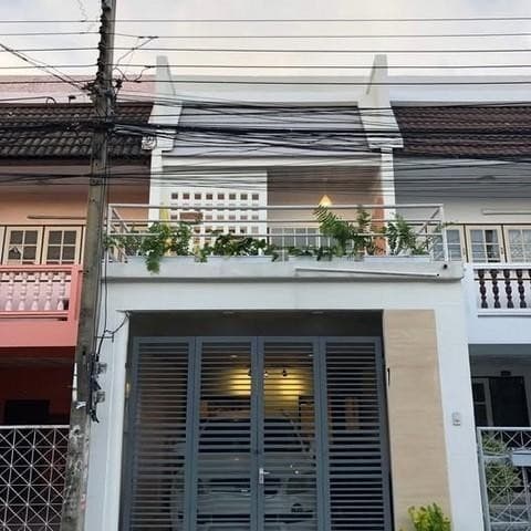 ให้เช่าทาวน์เฮ้าส์ 2 ชั้น หมู่บ้าน คลองจั่นวิลล่า2 ถนนนวมินทร์ รามอินทรา ซอยนวมินทร์ 149 ใกล้Fashion island