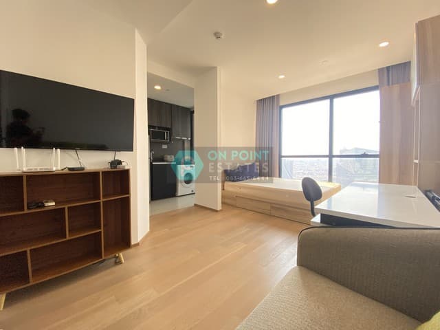 Ashton Chula - Silom Studio for Rent 24,000 Baht (1 Year Contract )