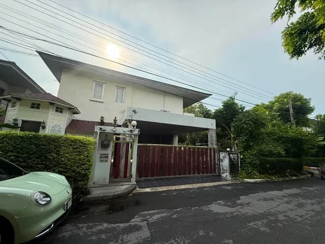 บ้านเดี่ยวสุดหรู หมู่บ้านโนเบิล ทารา งามวงศ์วาน พร้อมสระว่ายน้ำส่วนตัว แปลงมุมในโครงการคุณภาพ ติดรถไฟฟ้า ขายต่ำกว่าราคาประเมิน