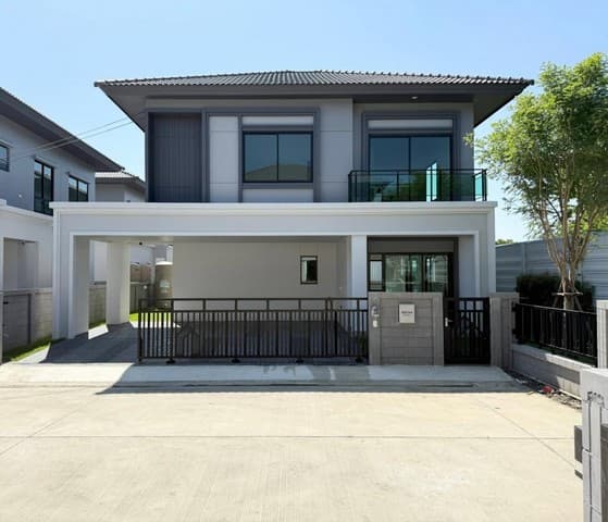 ขาย ให้เช่า บ้านเดี่ยว 2 ชั้น โครงการ บริทาเนีย บางนา – ศรีวารี บ้านตกแต่ง พร้อมเข้าอยู่