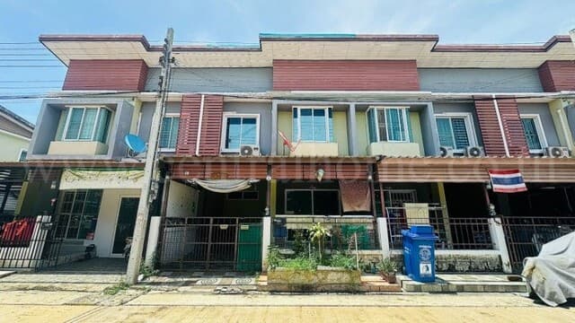 ทาวน์โฮม บัวทองธานี เฟส 18 บางบัวทอง พร้อมอยู่ ทำเลดี ราคาถูก รถไฟฟ้าสายสีม่วง คลองบางไผ่