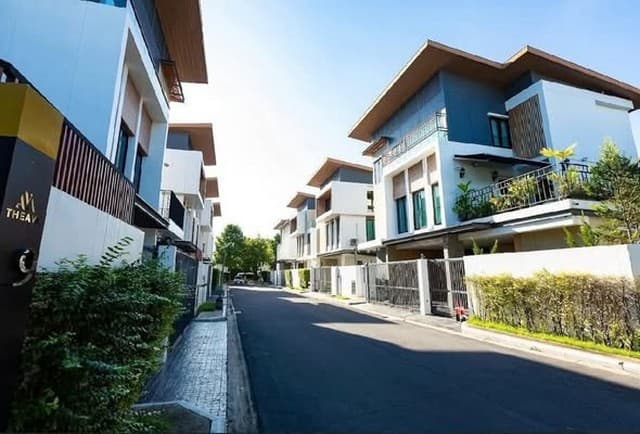 ขายบ้านหรูเกินราคา The Ava residence 3 ชั้น ใจกลางสุขุมวิท-อ่อนนุช พร้อมเฟอร์นิเจอร์