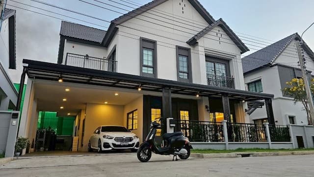 BH4219 ขาย/เช่า บ้านหรู CENTRO บางนา เฟส 2 บ้านเดี่ยว Modern Luxury พร้อมอยู่ ใกล้ Mega Bangna และสนามบินสุวรรณภูมิ