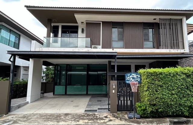 ให้เช่าบ้านเดี่ยว หมู่บ้านมัณฑนา อ่อนนุช-วงแหวน 3 บ้านใกล้สโมสร ไม่รับสัตว์เลี้ยง ไม่รับผู้เช่าสูบบุหรี่