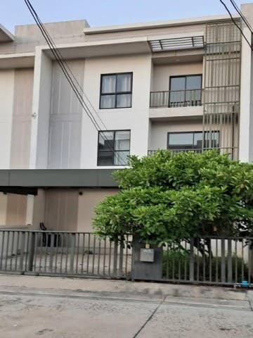 HR 10232 ให้เช่าโฮมออฟฟิศ 3 ชั้น 29 ตรว. Villa Albero (วิลลา อัลเบโร) กรุงเทพกรีฑา 15-1 ใกล้นานาชาติ Wellington