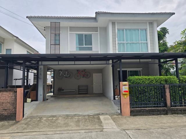 ให้เช่าบ้านเดี่ยว 2 ชั้น 51 ตรว. 3 ห้องนอน หมู่บ้าน The Plant Simpls รามคำแหง 118 ใกล้นานาชาติ Ascot พร้อมเข้าอยู่