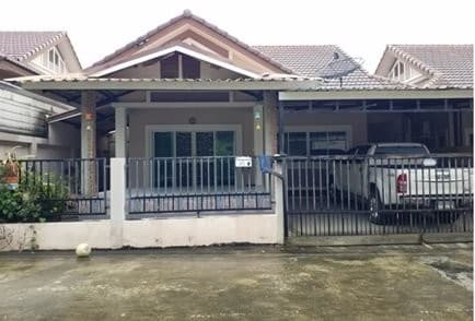 หมู่บ้านทาวน์แอนคันทรี ซอยสังฆสันติสุข 16 ทำเลดี ตรงข้ามสนามเด็กเล่น ตกแต่งครบพร้อมเข้าอยู่ 3
