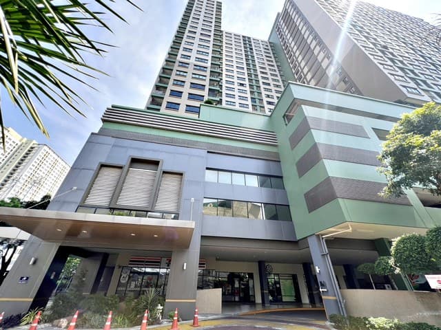 คอนโดลุมพินี เพลส ปิ่นเกล้า 2 ชั้น 17 ใกล้ห้างเซ็นทรัลปิ่นเกล้า