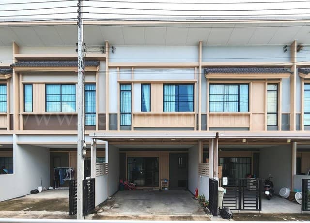 ให้เช่า ทาวน์โฮม สิริ เพลส วงแหวน - ลำลูกกา ปทุมธานี ราคาถูก