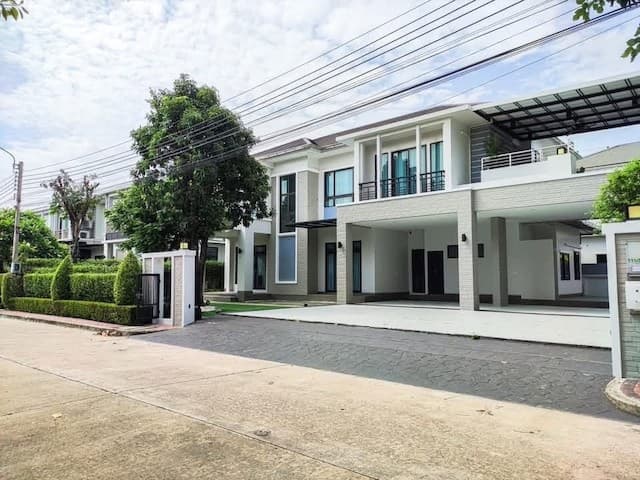 BH4249 ให้เช่า บ้าน BH4249 ขายและให้เช่าบ้านเดี่ยวหรู Perfect Masterpiece Sukhumvit 77 สุขุมวิท 77 ลาดกระบัง ใกล้สนามบินสุวรรณภูมิ พร้อมเฟอร