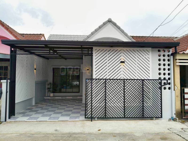 ขายบ้านชั้นเดียว หมู่บ้านนันทวัน5 ซอยเลียบวารี11 บ้านสวย ทำเลดี เนื้อที่ 26.8 ตรว 3นอน 2น้ำ บ้านหันหน้าทิศเหนือ
