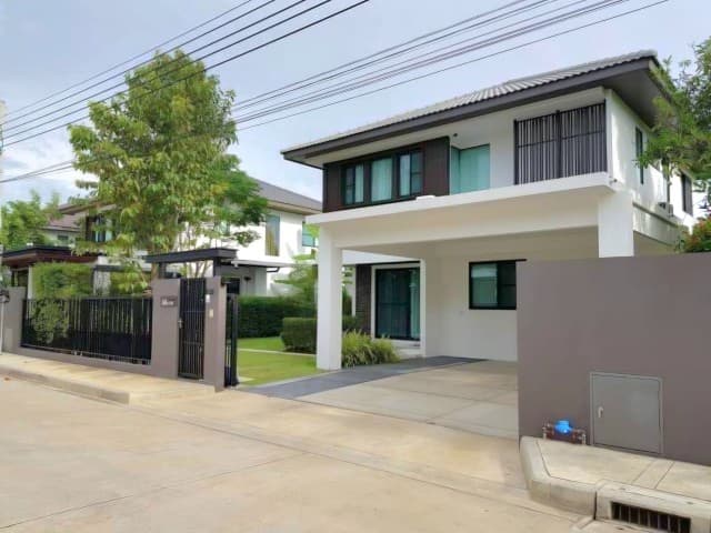 ให้เช่า ด่วน หมู่บ้านมัณฑนา บางนา กม.7 ซอยราชวินิตบางแก้ว ใกล้เมกาบางนา 095-164-2956