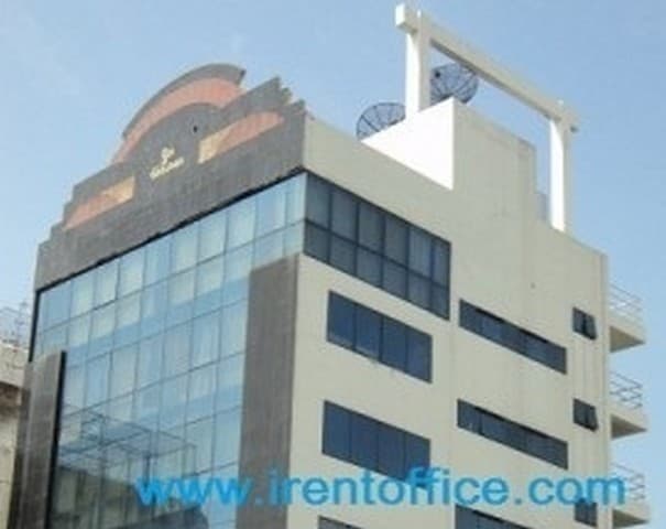 0004512 ให้เช่า สำนักงาน อาคารธัญปาร์ค 33000 บาทต่อเดือน ชั้นที่ 1