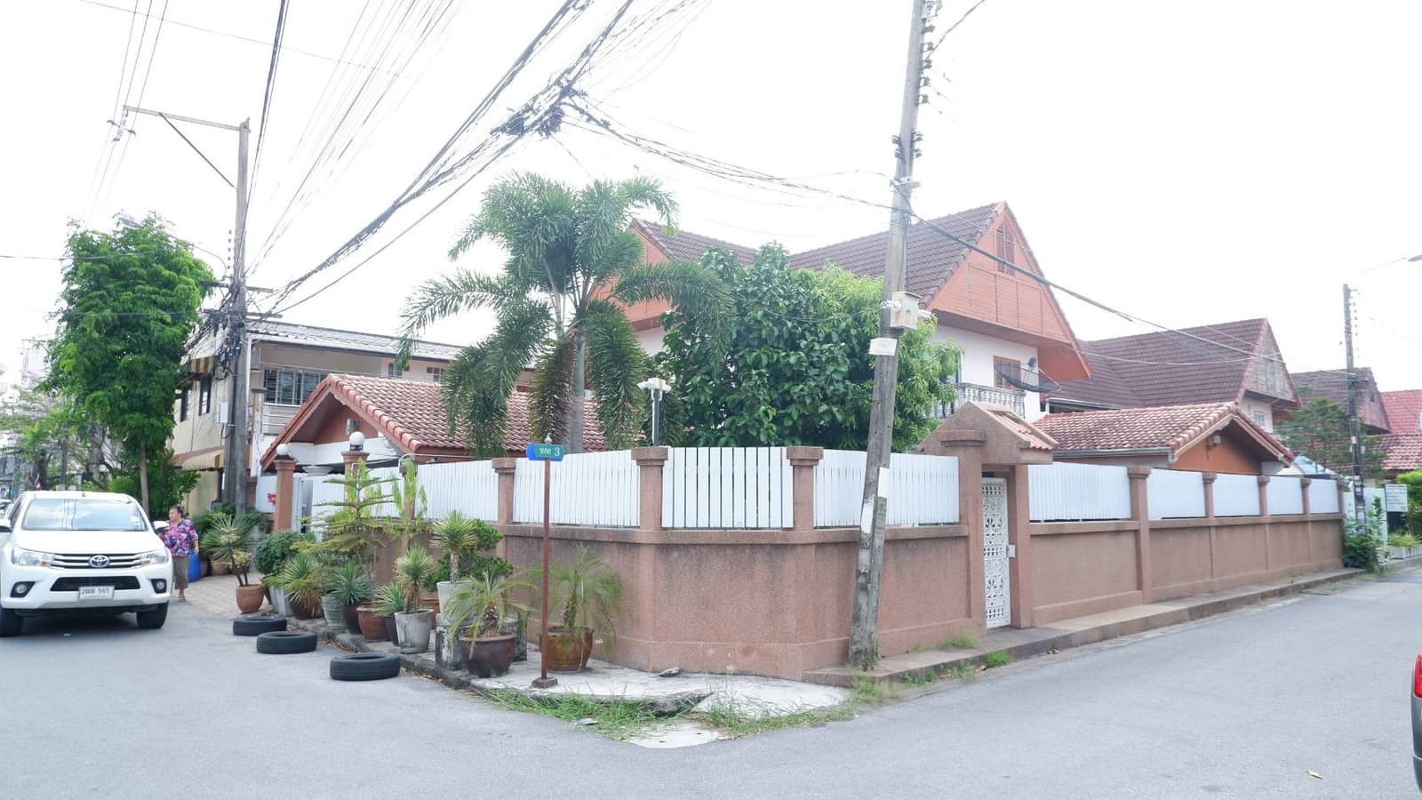 ให้เช่าบ้านเดี่ยว หมู่บ้านชื่นกมลนิเวศน์4 ย่านรามอินทรา พร้อมอยู่