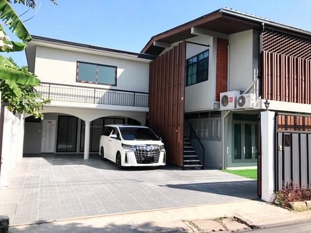 HR 10258 ให้เช่าบ้านเดี่ยว 2 ชั้น ซอยลาดพร้าว 35 ซอยสุภาพงษ์ ลาดพร้าว 41 ภาวนา ลาดพร้าว ตกแต่งสวยเฟอร์นิเจอร์ครบ
