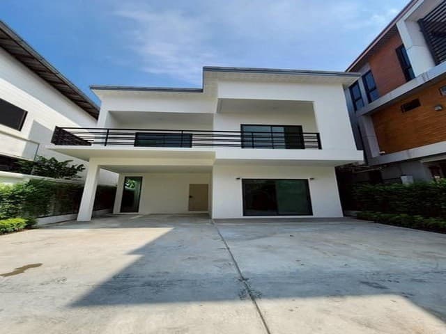 ให้เช่าบ้าน 2 ชั้น บ้านสร้างใหม่ ย่าน สุขุมวิท บางจาก ปุณณวิถี ซอยพึ่งมี 29 ใกล้ BTS บางจาก